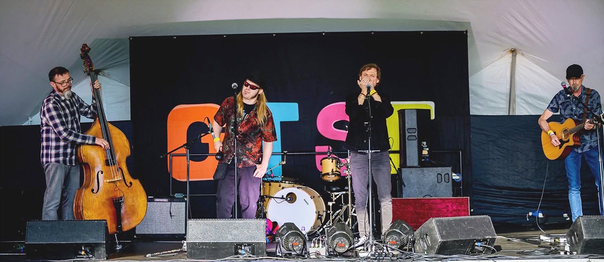 Jackdaw Blues on stage