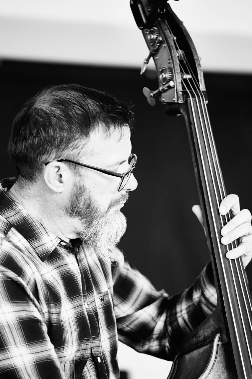 bass Kev with bass